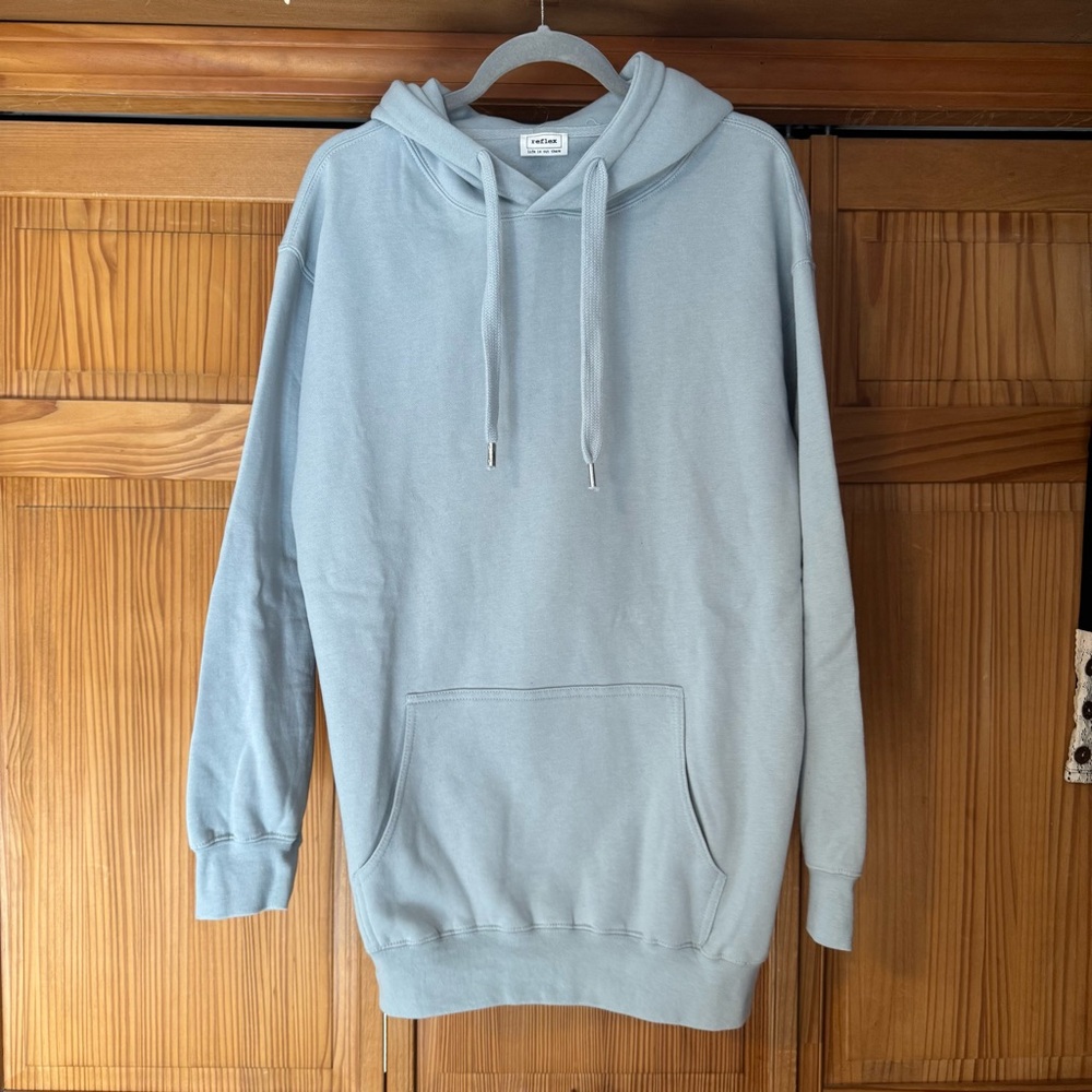 NWOT Reflex Long Oversized Sweatshirt
